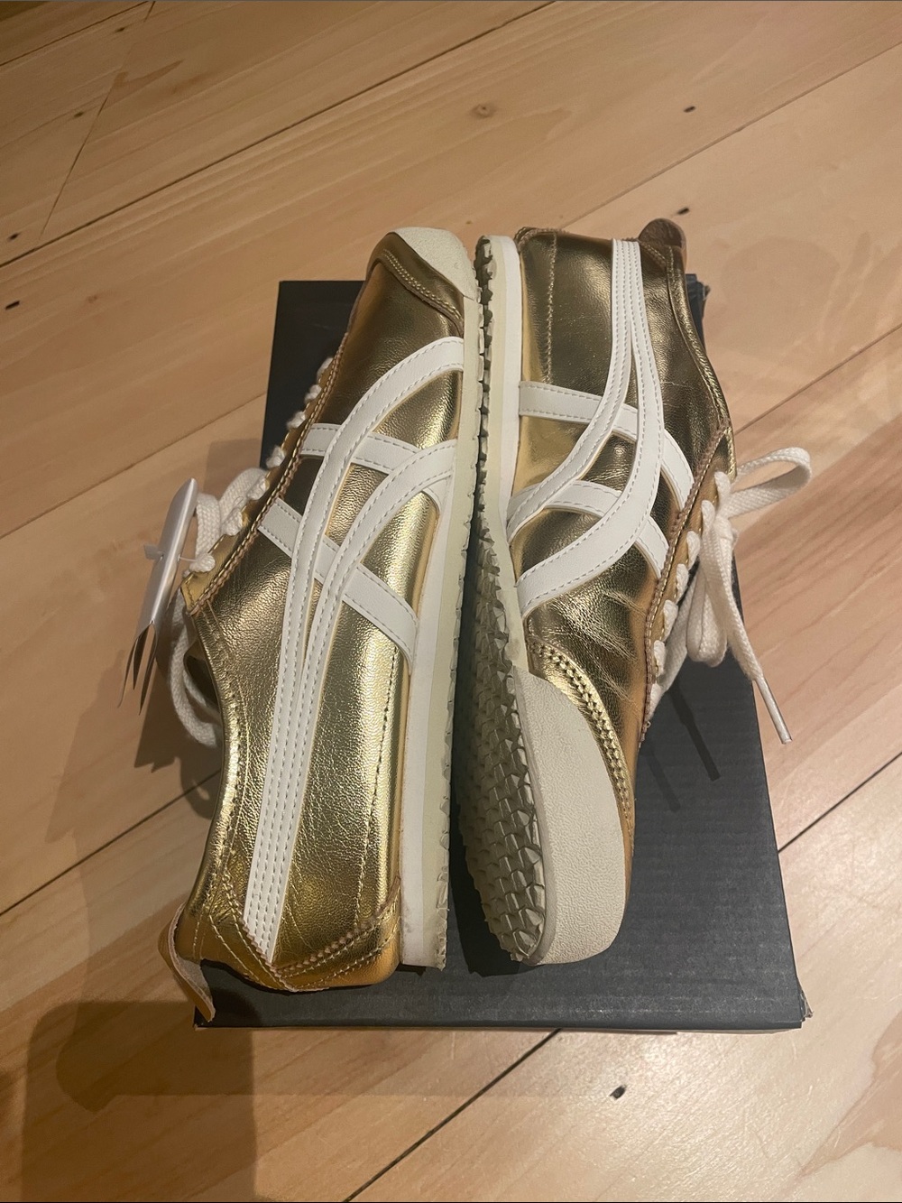 Onitsuka Tiger by Asics Metallic Gold and White Mexico 66 Sneakers US 9.5